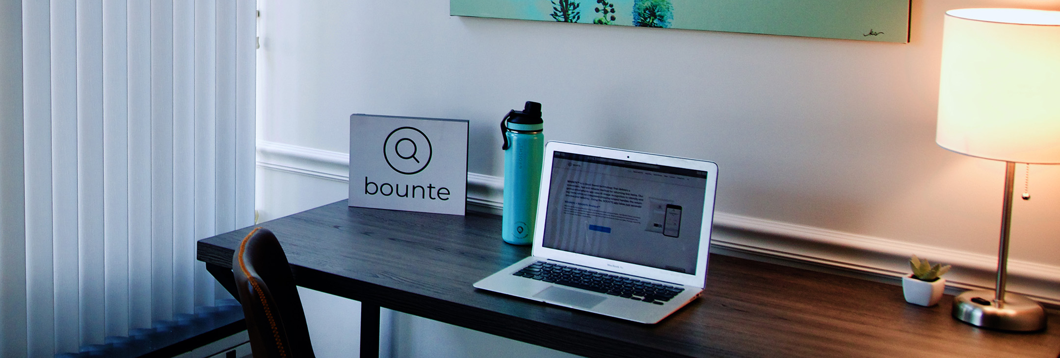 BOUNTE Desk